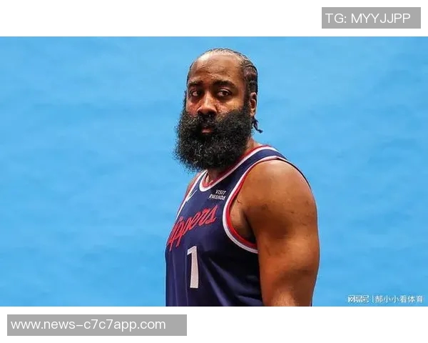 哈登感慨约翰郝即将获得硕士学位自己却未完成大学学业