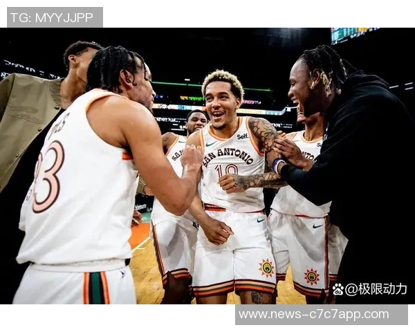 文班缺阵球队依然连胜福克斯表示磨合中感受潜力无限